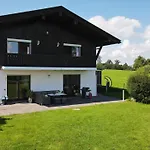 Schoenes Am Herrenberg بيت للعطل